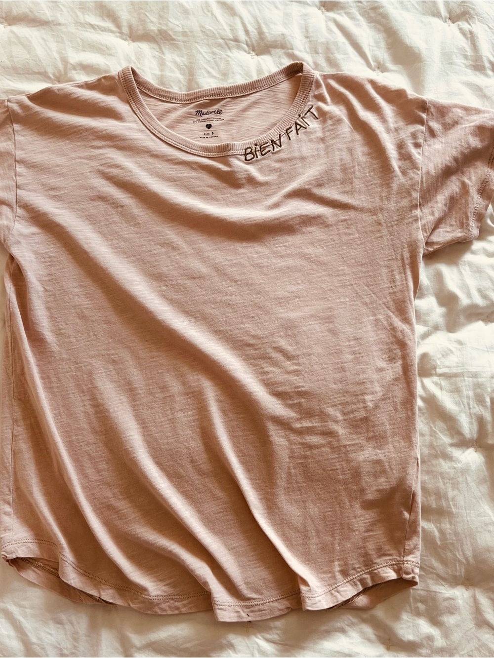 Madewell Tee “BIENFAIT” well done…
